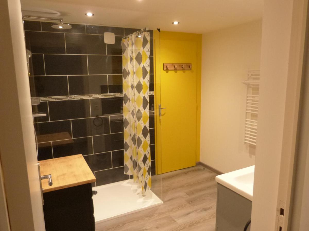 Logement Spacieux Rez-De-Chaussee, Jardin, Stationnement Devant, A 5 Minutes A Pied Du Centre De Sarlat Villa Exterior foto