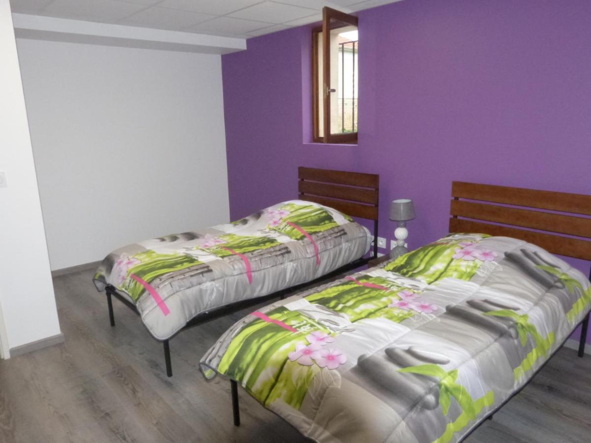Logement Spacieux Rez-De-Chaussee, Jardin, Stationnement Devant, A 5 Minutes A Pied Du Centre De Sarlat Villa Exterior foto