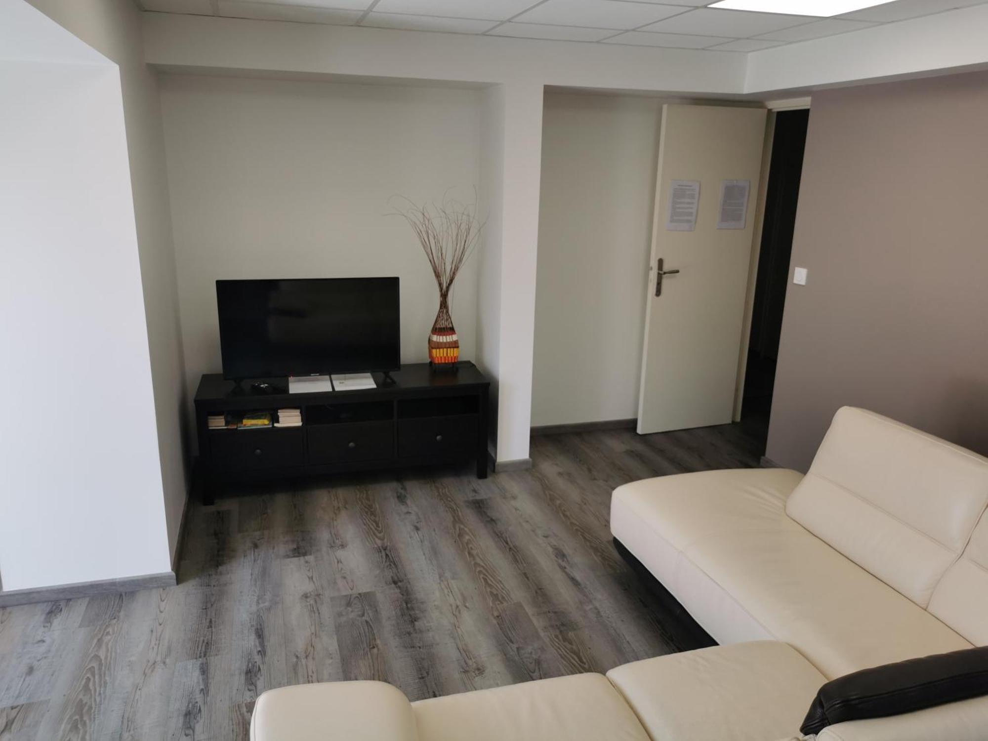 Logement Spacieux Rez-De-Chaussee, Jardin, Stationnement Devant, A 5 Minutes A Pied Du Centre De Sarlat Villa Exterior foto